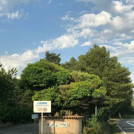Mazet 16 L'espai * Saint-Martin-de-Brômes